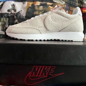 Nike Air Tailwind 79 Stranger Things Sail Upside Down Pack